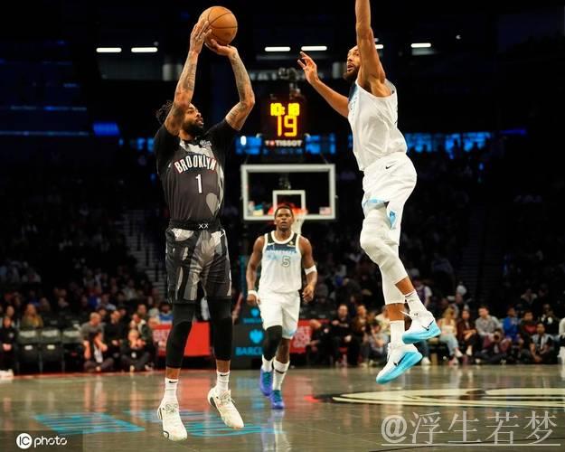 爱德华兹28+5戈贝尔21+18，森林狼大胜篮网