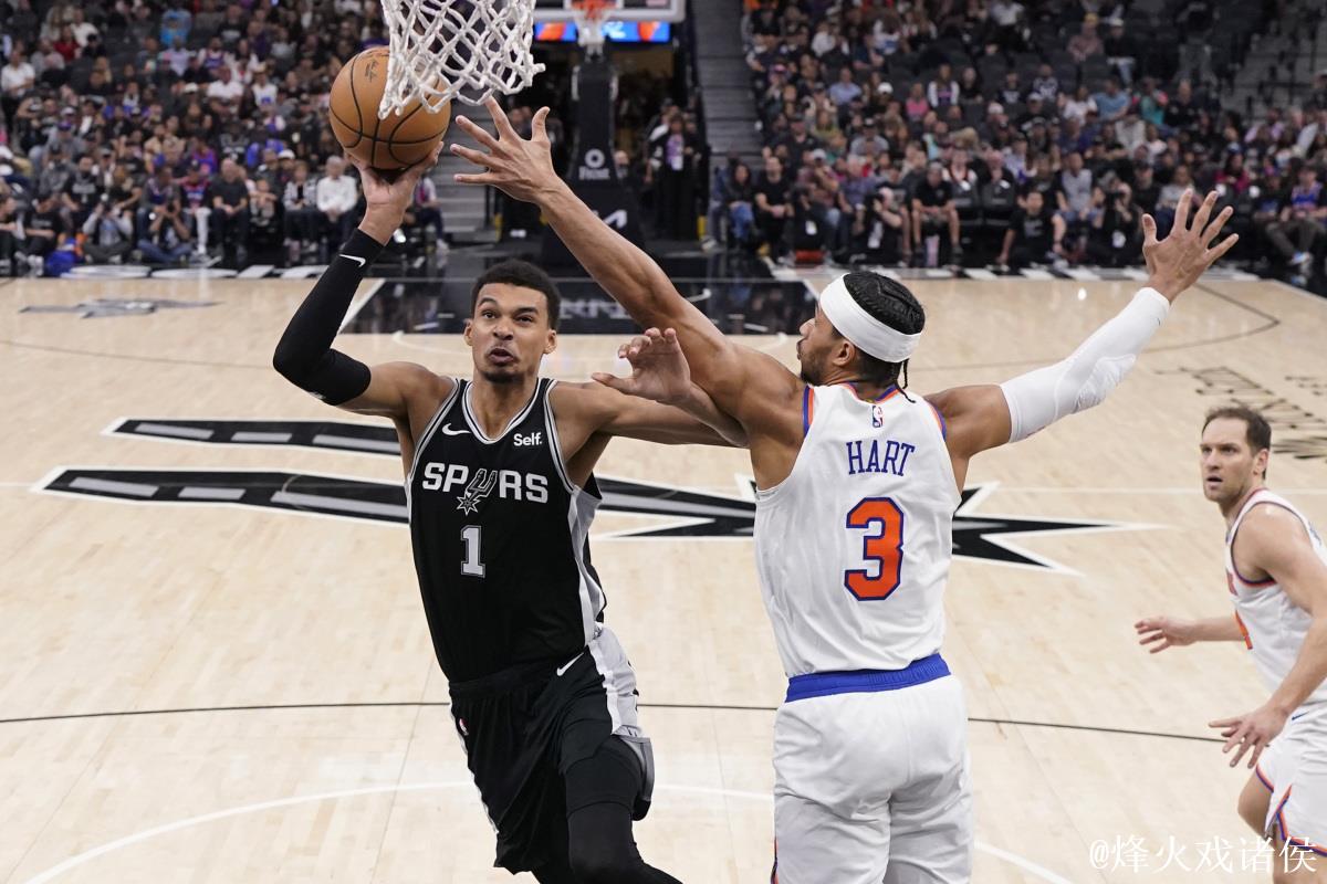 布里奇斯41分文班空砍42+18 尼克斯险胜马刺 布里奇斯41分文班空砍42+18 尼克斯险胜马刺